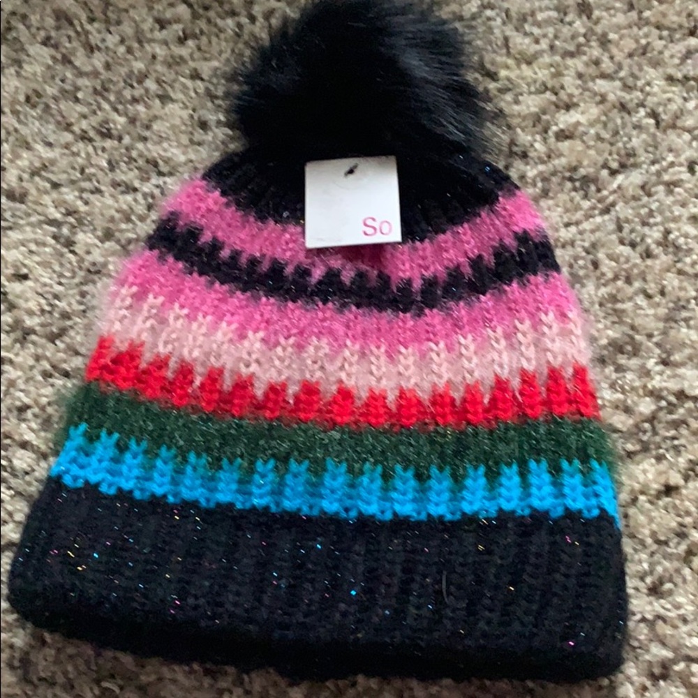 Hat - Picture 2 of 4